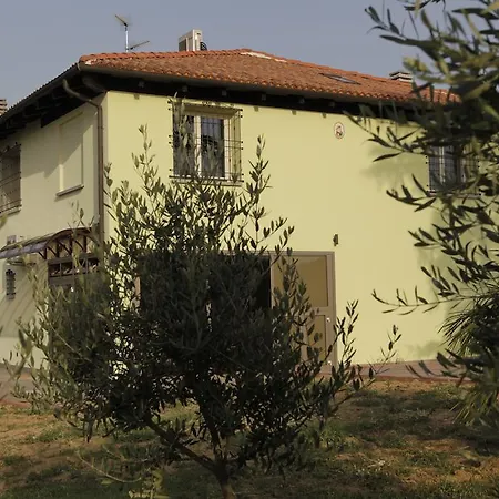 לינה וארוחת בוקר Magic דוצה